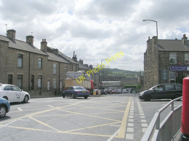 Photo 6"x4" Huddersfield Road - viewed from Ravenshouse Road Dewsbury c2009
