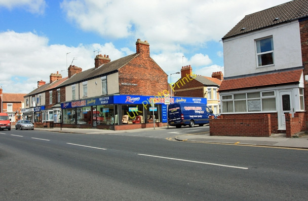 Photo 6"x4" Commercial properties on Chanterlands Avenue Kingston upon Hull c2009