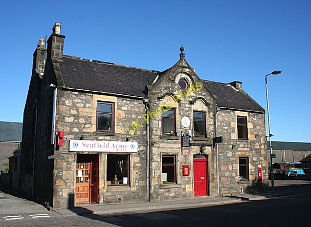 Photo 6"x4" Seafield Arms Hotel Rothes c2009