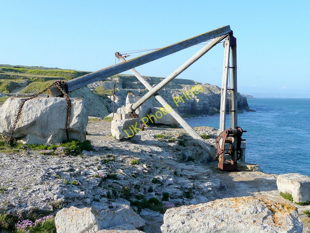 Photo 6"x4" Old quarry hoist Southwell\/SY6870 c2009