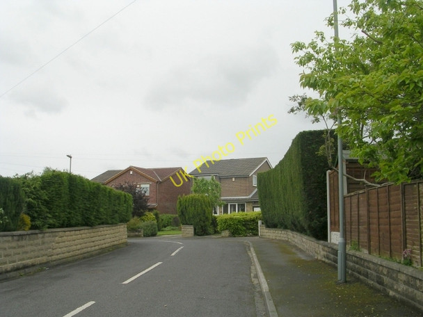 Photo 6"x4" The Highlands - Hightown Road Cleckheaton c2009