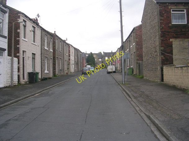 Photo 6"x4" Woodhead Street Cleckheaton c2009