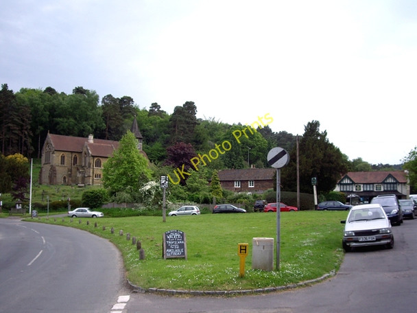 Photo 6"x4" Village Green, Holmbury St Mary Holmbury St Mary c2009