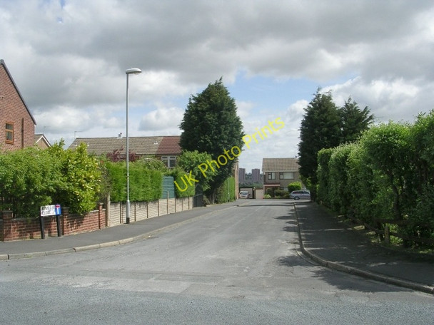 Photo 6"x4" Kent Close - Kent Crescent Pudsey\/SE2233 c2009
