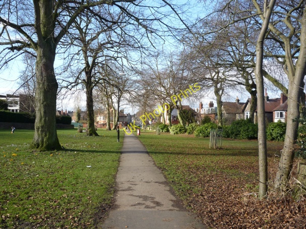 Photo 6"x4" Park off Harcourt Drive Harrogate c2009