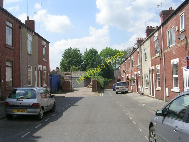 Photo 6"x4" Brookside Terrace - Brookside Street Moorthorpe c2009