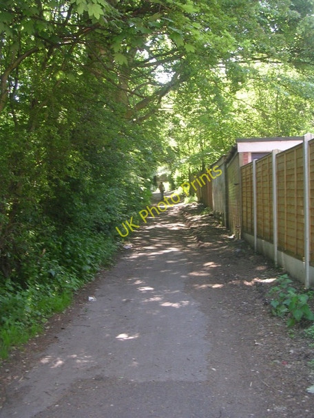 Photo 6"x4" Footpath - Grove Lane Leeds\/SE3034 c2009