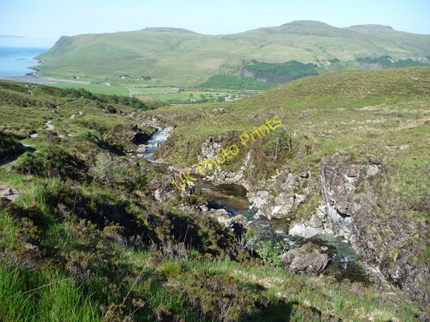 Photo 6"x4" Allt Coire na Banachdich Bualintur c2009