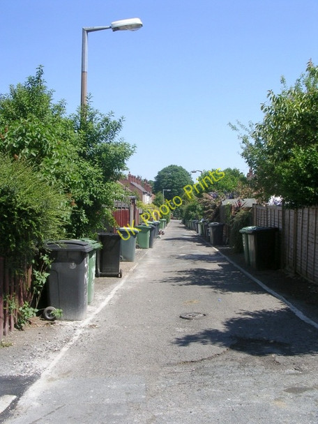 Photo 6"x4" Back Manor Grove - St Martin's Drive Leeds\/SE3034 c2009