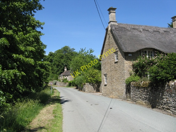 Photo 6"x4" Barnwell - Lane To The Castle Armston c2009