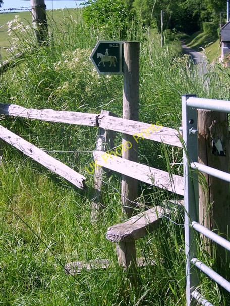 Photo 6"x4" Sign and stile, Alvediston Alvediston c2009