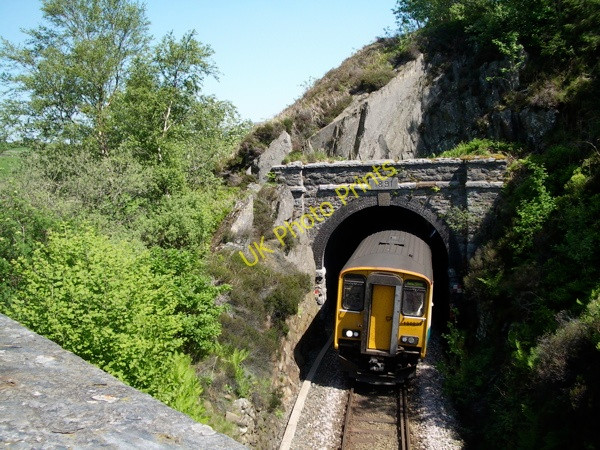 Photo 6"x4" The 1891 railway tunnel NW of Roman Bridge station Blaenau Dolwyddelan c2009