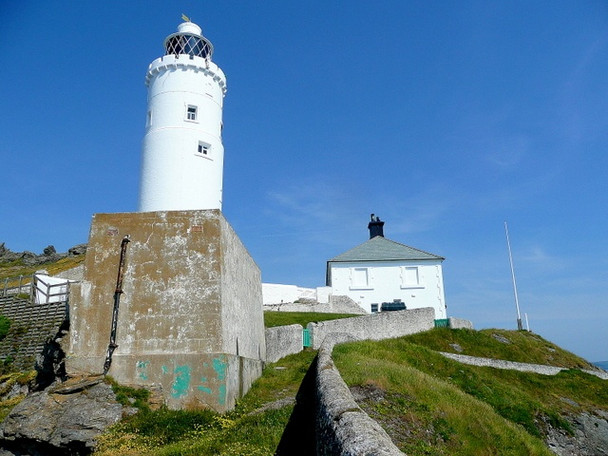 Photo 6"x4" Start Point Lighthouse and cottage Bickerton\/SX8138 c2009