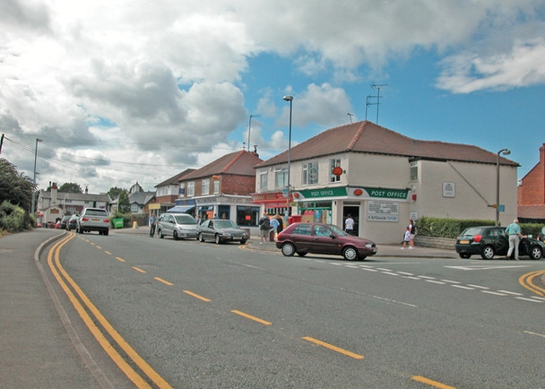 Photo 6"x4" Bache shops Chester c2005