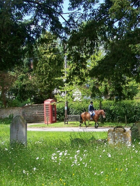Photo 6"x4" Village scene, Heyshott Heyshott c2009