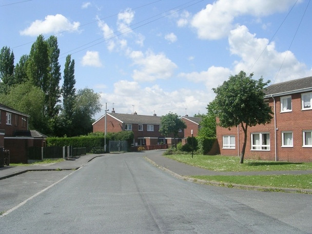 Photo 6"x4" Kinsley House Crescent - viewed from Bridge Court Hemsworth\/SE4213 c2009