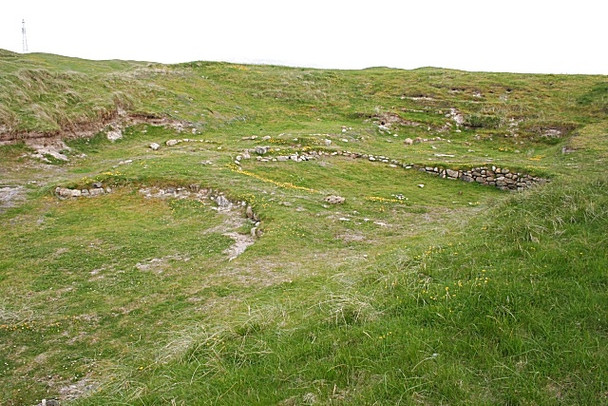 Photo 6"x4" Bronze Age Settlement \u00c0ird Ruairidh c2009