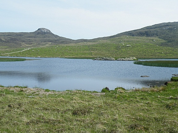 Photo 6"x4" Loch Aonghais Trumaisgearraidh c2009