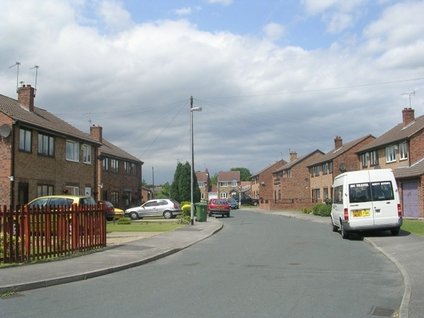 Photo 6"x4" Fieldside Road - Milton Drive Hemsworth\/SE4213 c2009