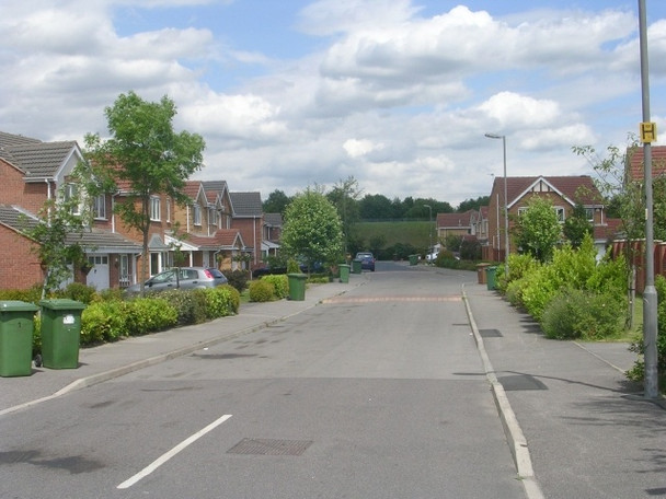 Photo 6"x4" Elm Crescent - viewed from Milton Drive Hemsworth\/SE4213 c2009