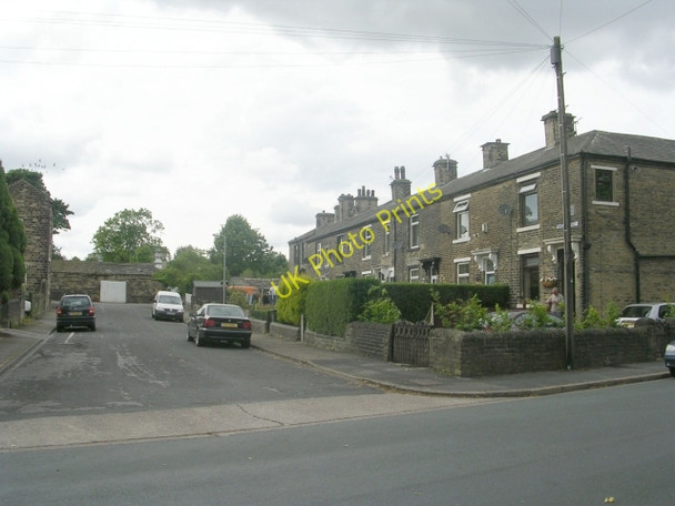 Photo 6"x4" Shaw Street - Cemetery Road Low Moor\/SE1528 c2009