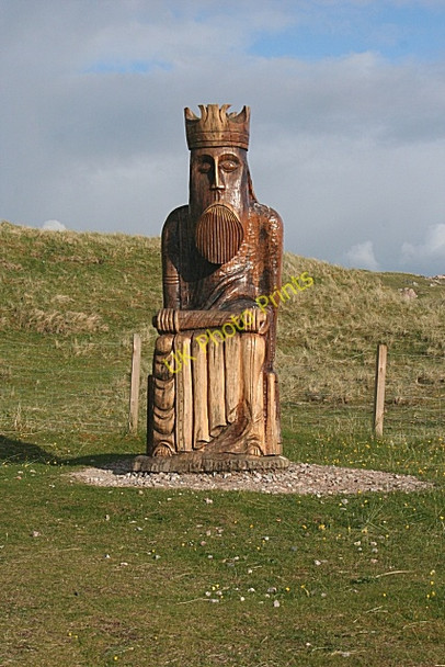 Photo 6"x4" Chessman Sculpture Eadar Dha Fhadhail c2009