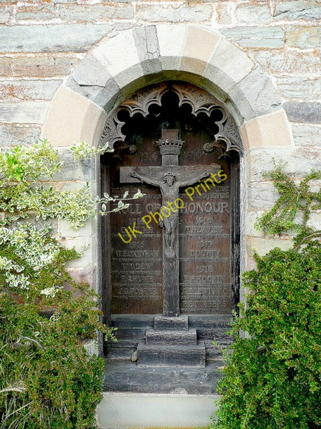 Photo 6"x4" War memorial at Ss. Peter and Paul's church, Whitney-on-Wye Whitney-on-Wye c2009