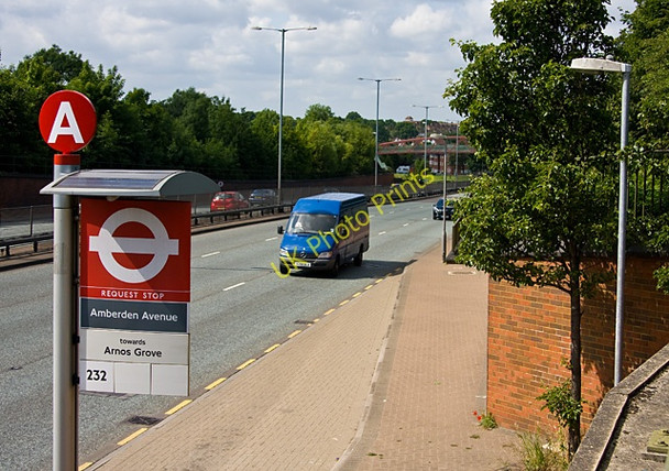 Photo 6"x4" Amberden Avenue Bus Stop Finchley c2009
