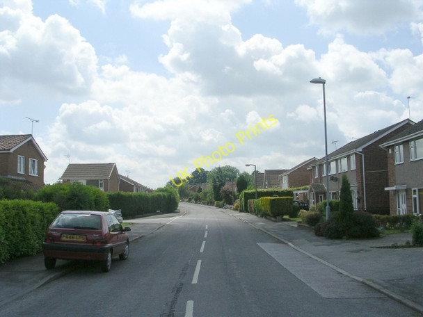 Photo 6"x4" Low Garth Road - from Carr Avenue Sherburn in Elmet c2009