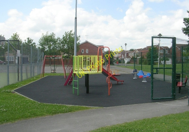 Photo 6"x4" Playground - Recreation Ground - The Fairway Sherburn in Elmet c2009