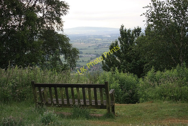 Photo 6"x4" Seat on the world Little Malvern c2009