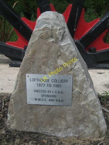 Photo 6"x4" Lofthouse Colliery Commemorative Stone Carr Gate c2009