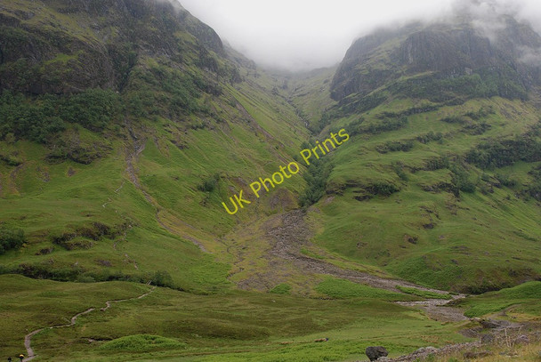 Photo 6"x4" View towards Coire nan Lochan Three Sister c2009