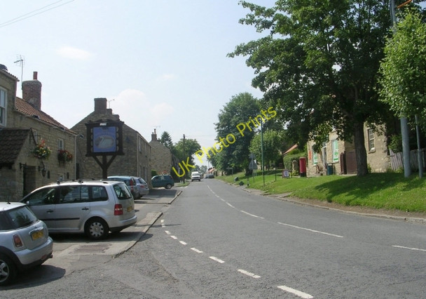 Photo 6"x4" Main Street Ampleforth c2009