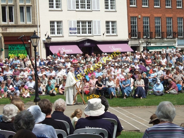 Photo 6"x4" Open air service in Exeter Cathedral Close Exeter c2009 P1