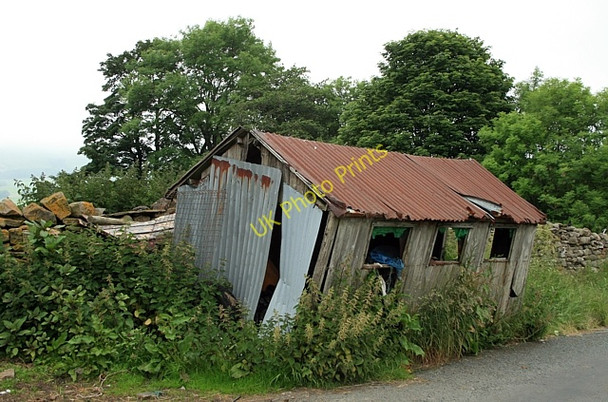 Photo 6"x4" Shocking shed Gayle c2009