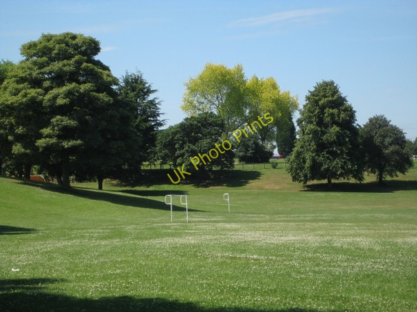 Photo 6"x4" Springhead Park playing fields Rothwell\/SE3428 c2009