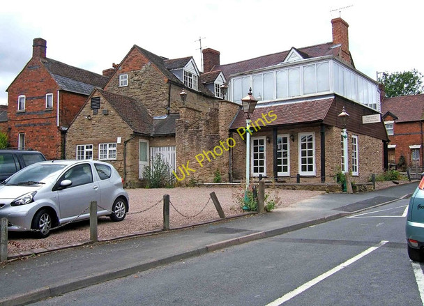 Photo 6"x4" The New Country Inn (rear view),  10 Lower Street Cleobury Mortimer c2009