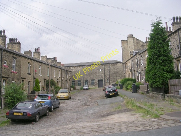 Photo 6"x4" Emscote Avenue - Emscote Street South Halifax c2009