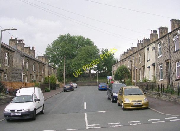 Photo 6"x4" Emscote Grove - Emscote Street South Halifax c2009
