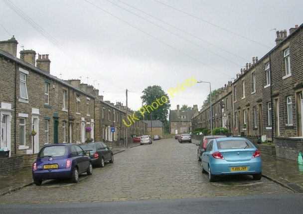 Photo 6"x4" Cheltenham Place - Coronation Road Halifax c2009