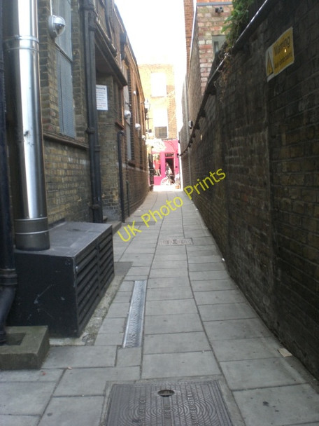 Photo 6"x4" Spa Fields Walk EC1 London c2009