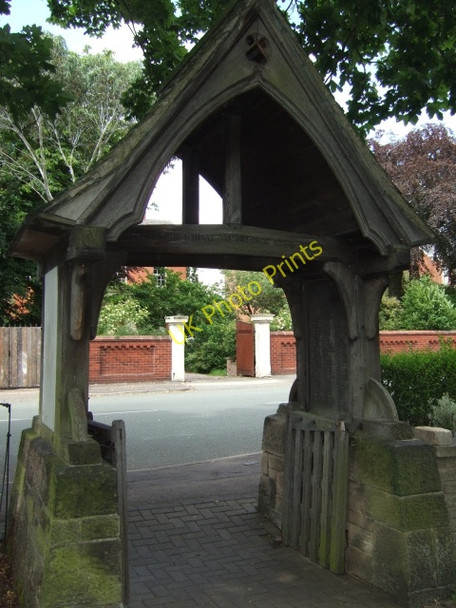Photo 6"x4" Gate to the church, Holy Trinity, Platt Fallowfield\/SJ8593 c2009
