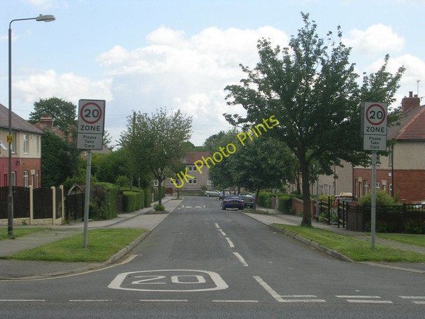 Photo 6"x4" School Road - Broadway Horbury c2009