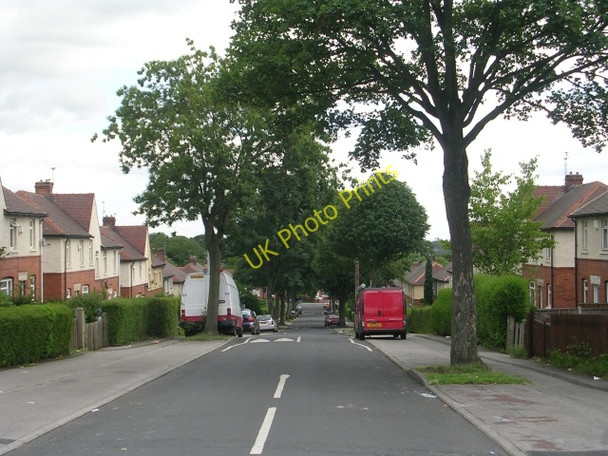 Photo 6"x4" Greaves Avenue - Broadway Ossett c2009