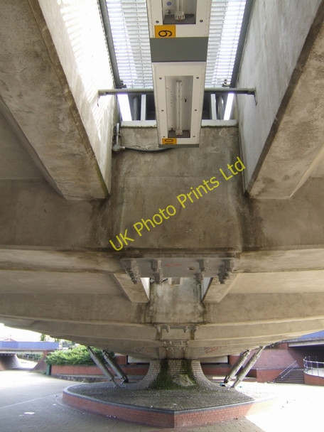Photo 6"x4" Under the Wishbone at Ring Road St Davids Wolverhampton c2007