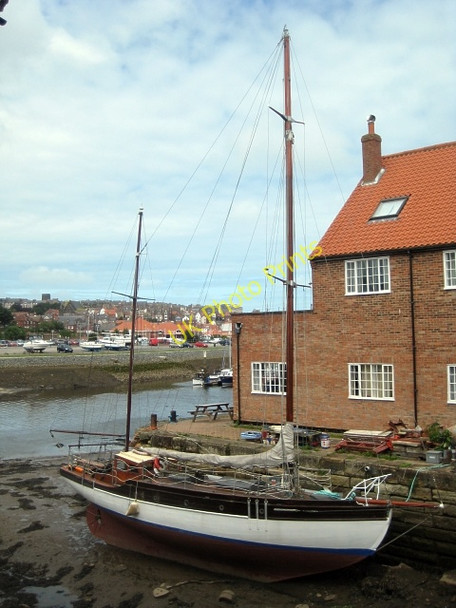 Photo 6"x4" Moored yacht Whitby\/NZ8910 c2009