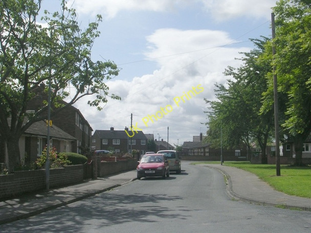 Photo 6"x4" Fairfield Avenue - Garforth Drive Normanton\/SE3822 c2009