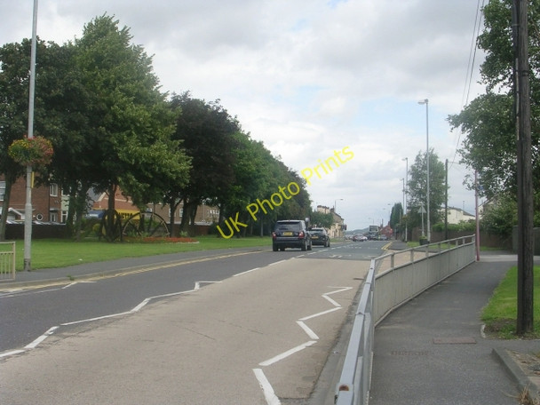 Photo 6"x4" Queen Street - viewed from Church Lane Normanton\/SE3822 c2009