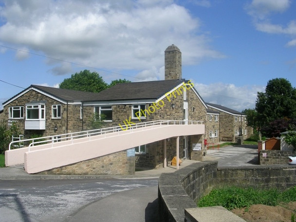Photo 6"x4" Wharfedale Court - Main Street Pool\/SE2445 c2009